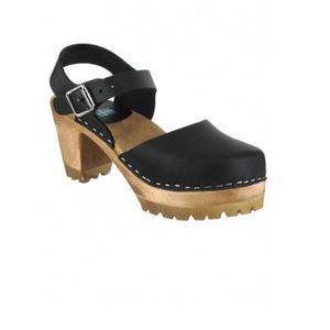Mia Shoes ABBA Clogs in Black